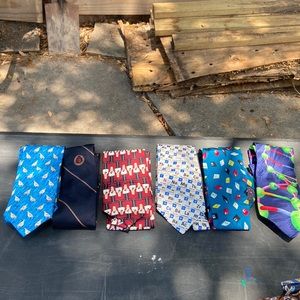 Novelty neckties